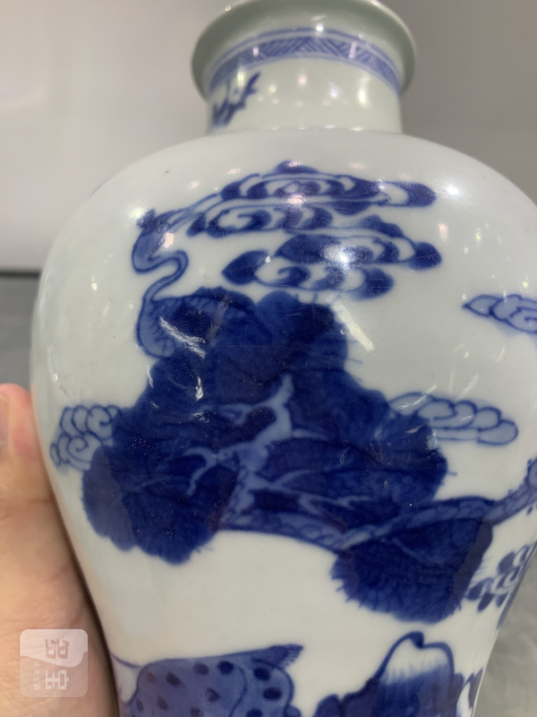 清康熙青花鹤鹿同春诗文梅瓶 - 图9